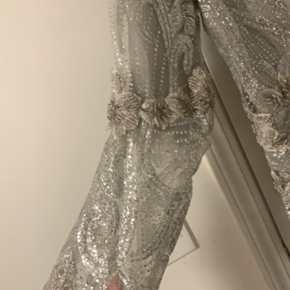 Silver dress - Picture 4 of 4